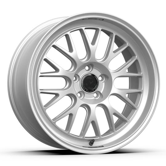 Fifteen52 Holeshot RSR Wheel - 5x100