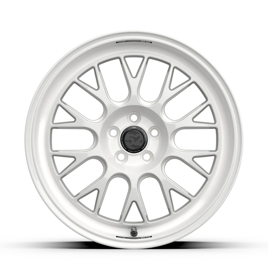 Fifteen52 Holeshot RSR Wheel - 5x100